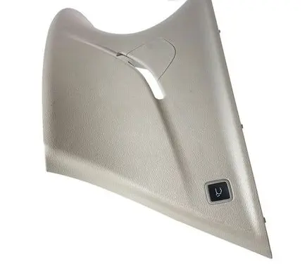 Chrysler Pacifica (D)pillar trim (top) 5RJ07PD2AH F01875110AYR 00153563