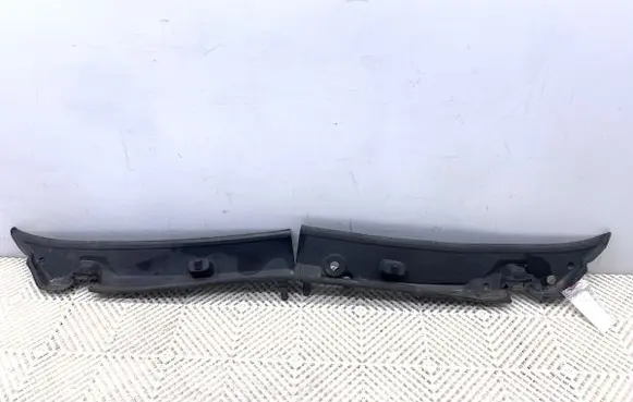 Peugeot Boxer Wiper trim 