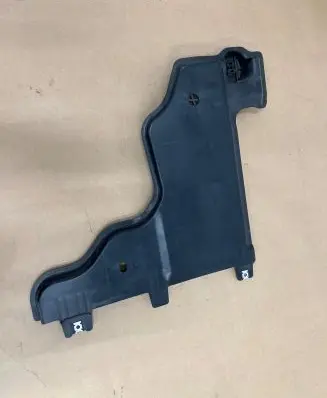 Rear underbody cover/under tray