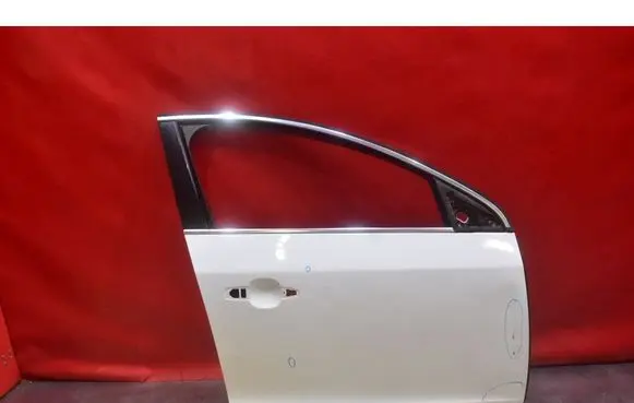 Volvo S60 Front door 