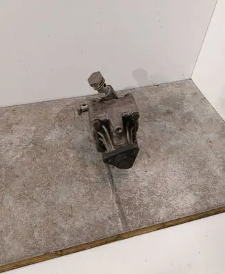 Audi A8 S8 D2 4D Power steering pump 4D0145155J 0002565 7681955289