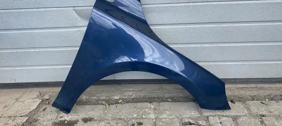 Volvo V40 Fender