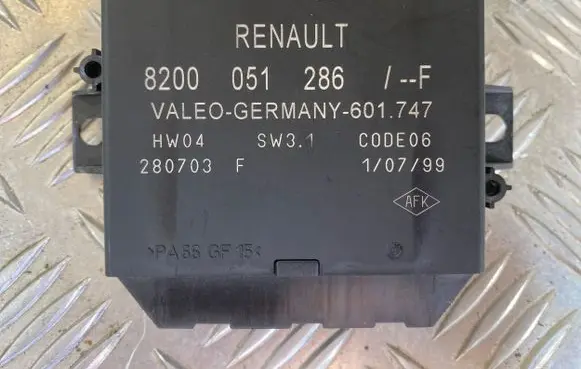 Renault Espace IV Parking PDC control unit/module 8200051286 280703F 601747