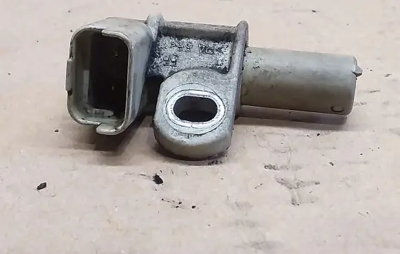 Camshaft position sensor