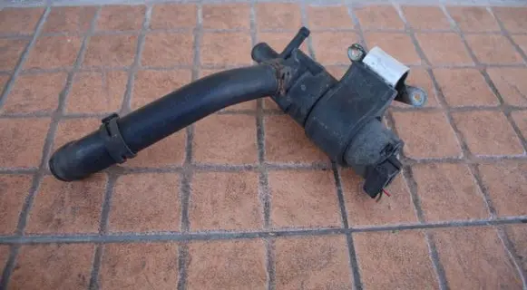 Mercedes-Benz E W210 Electric auxiliary coolant/water pump 