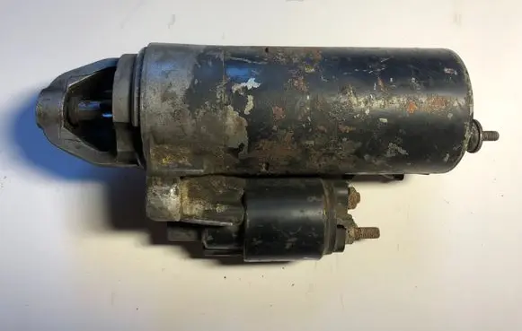 Audi A8 S8 D2 4D Starter motor 077911023E 0001110100