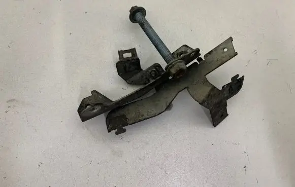 Mercedes-Benz S W221 Holder (bracket) A2721400240