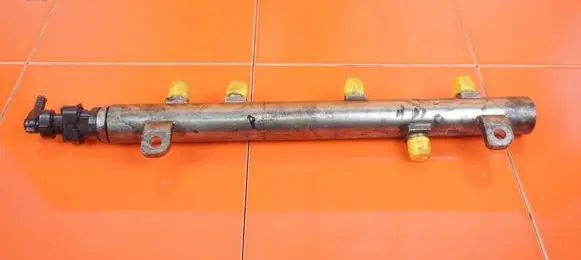 Iveco Daily 6th gen Fuel line pipe 0445224065 21MB6