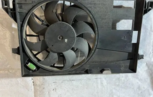 Ford Fiesta Electric radiator cooling fan 5S6H8C607BF C9G4A