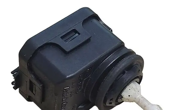 Skoda Fabia Mk1 (6Y) Headlight level adjustment motor 1J0941295C