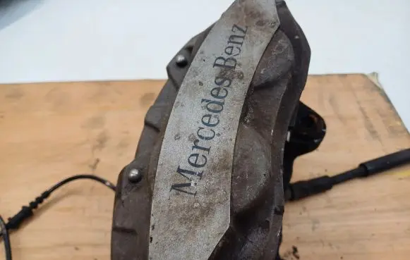 Mercedes-Benz E W213 Front brake caliper A2135402405