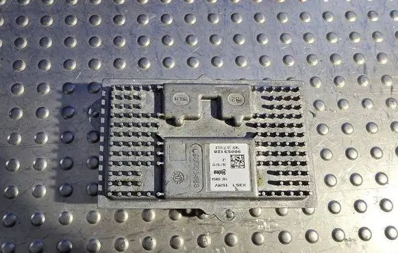 Jaguar XJ X351 Headlight ballast module Xenon 90053120