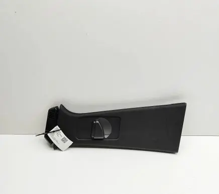 Fisker Ocean (B) pillar trim (bottom) FM2940310171