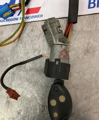 Citroen C5 Ignition lock 9648445180