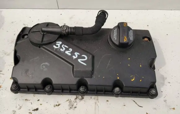 Volkswagen PASSAT B6 Rocker cam cover 038103475N 038103475