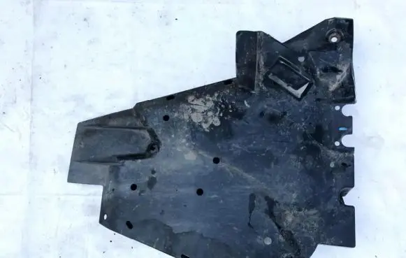Subaru Outback Engine splash shield/under tray 42045ag010