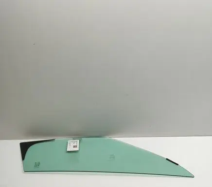 Renault Master III Front door vent window glass four-door 802631127R