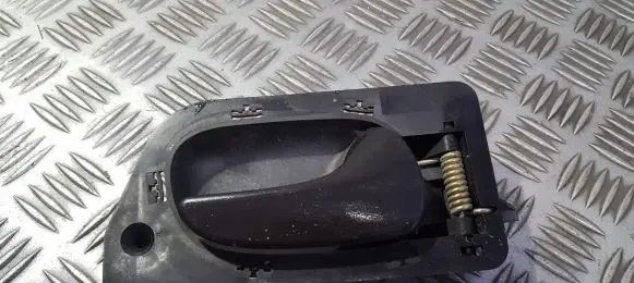 Renault Laguna I Rear door interior handle 7700823285g