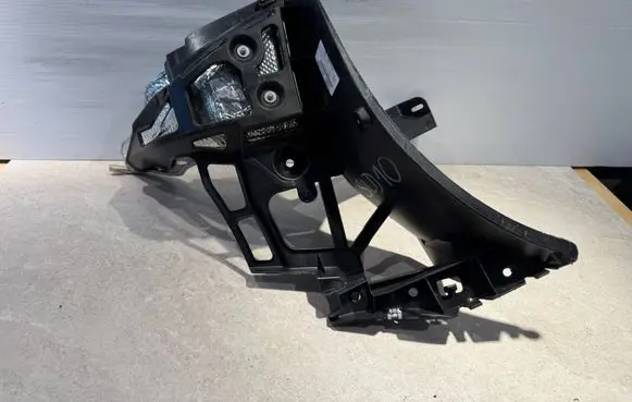 Porsche Boxster 981 Bumper support mounting bracket corner 98150583101SLD10 E016197