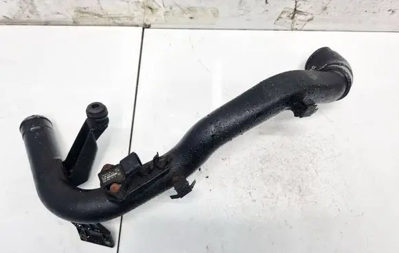 Intercooler hose/pipe