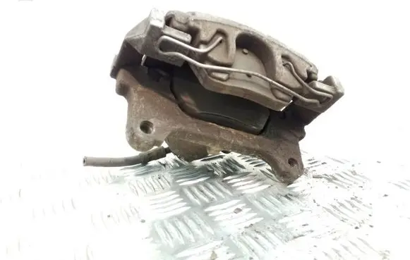 Volkswagen PASSAT CC Front brake caliper