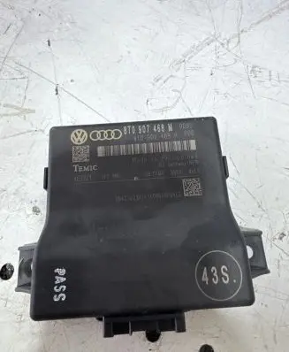 Audi A4 S4 B8 8K Gateway control module 8T0907468M 403221