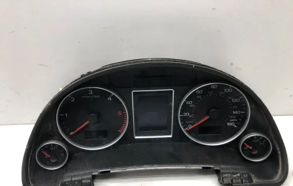 Audi A4 S4 B7 8E 8H Speedometer (instrument cluster) 8E0920951E 9404000119 0263625092
