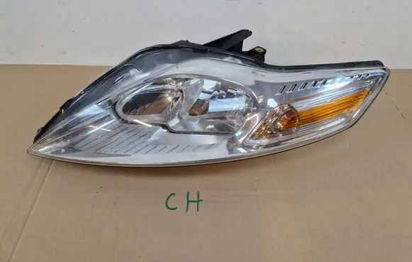 Ford Mondeo MK IV Headlight/headlamp