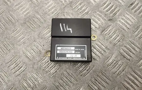 Mitsubishi Carisma Climate control unit MR116523