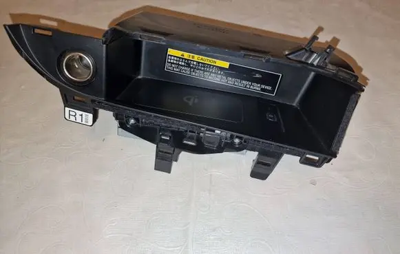 Lexus RX 450H Wireless charging module 861C048020 502113 CAAL85H1AJ