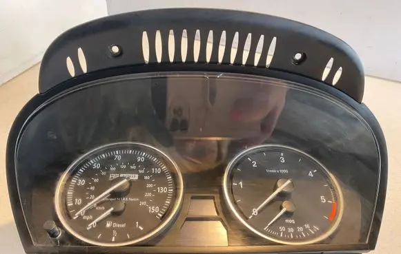 BMW 5 E60 E61 Speedometer (instrument cluster)