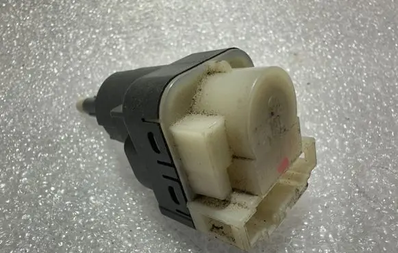 Audi A6 S6 C6 4F Brake pedal sensor switch 1K2945511