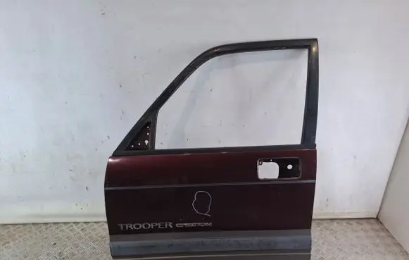 Isuzu Trooper Front door