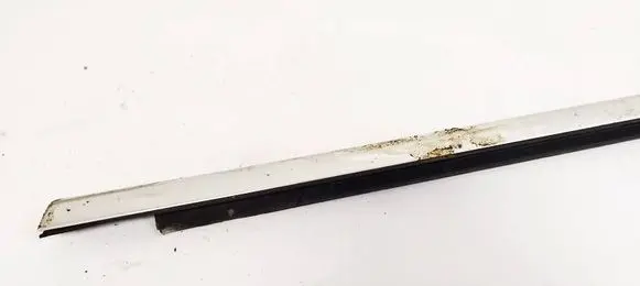 Ford Mondeo MK IV Rear door glass trim molding 