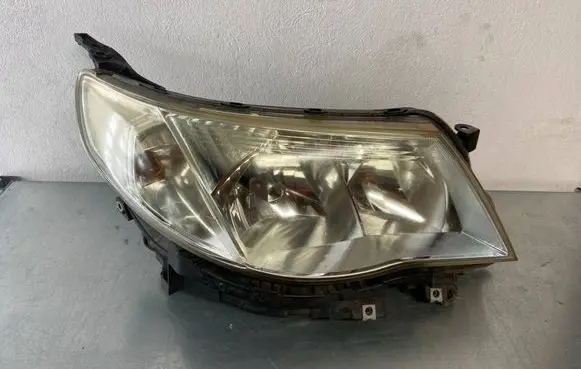 Subaru Forester SH Headlight/headlamp 