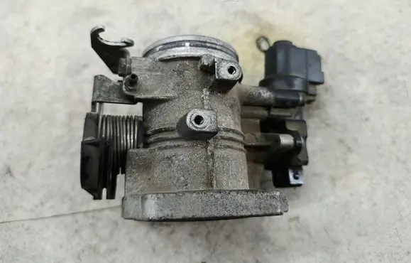 BMW 3 E46 Throttle body valve 14320591435846
