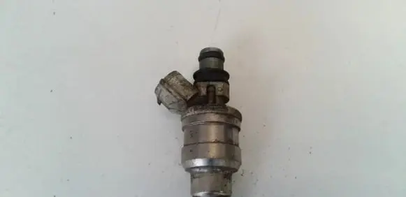 Mazda 323 Fuel injector 1955002120 195500-2120