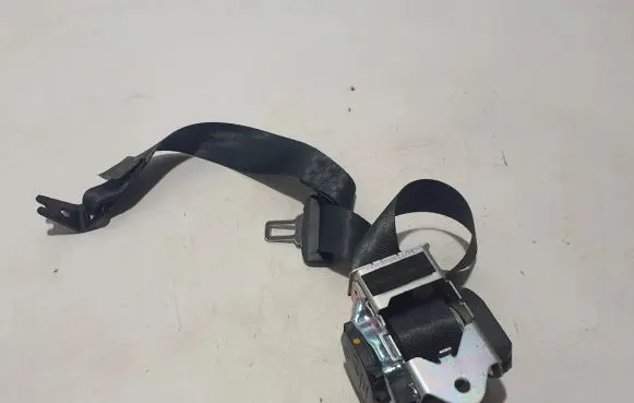 Volvo C40 Rear seatbelt 32341276