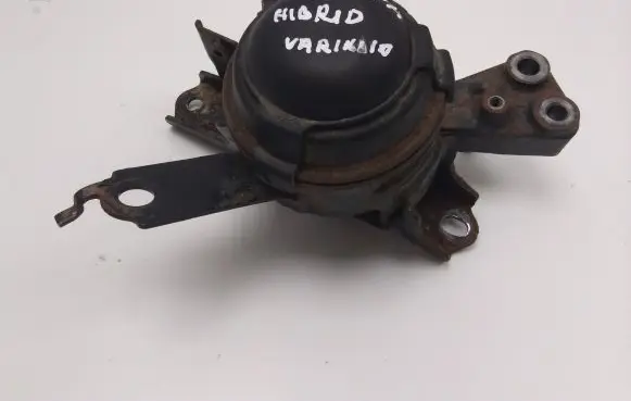 Toyota Yaris Engine mount bracket FCD500
