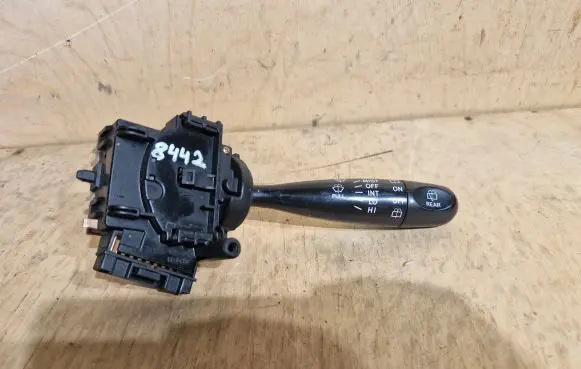 Toyota Yaris Verso Wiper control stalk 173647