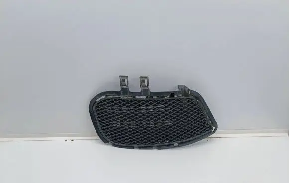 Mercedes-Benz GLA W156 Front grill A1568855322
