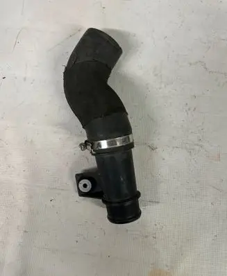 Audi Q7 4M Air intake duct part 4M0145762B