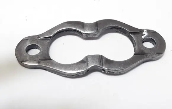 Audi A8 S8 D3 4E Fuel Injector clamp holder