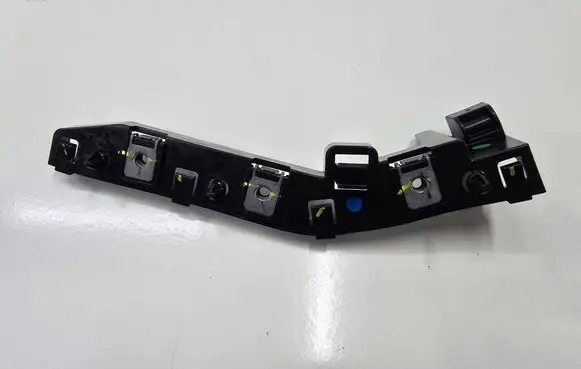 Front bumper mounting bracket