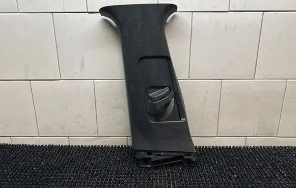 Toyota Prius (XW50) (B) pillar trim (top) 7302458010 7313658010