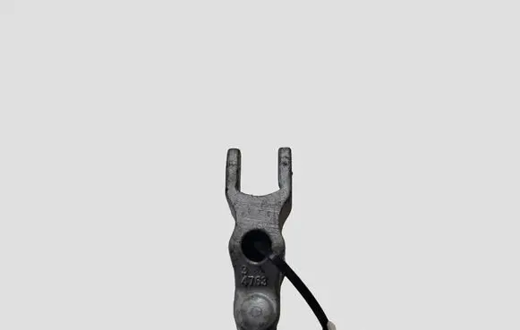 Opel Insignia A Fuel Injector clamp holder