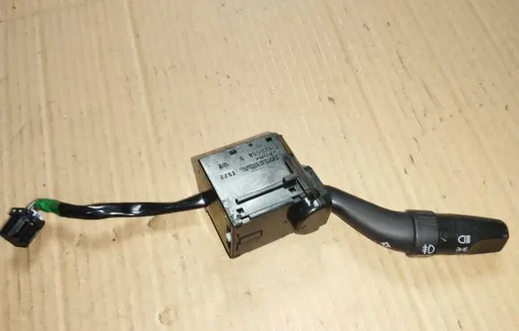 Honda Accord Indicator stalk M22658