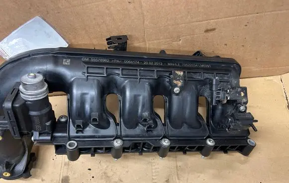 Chevrolet Cruze Intake manifold 55578962
