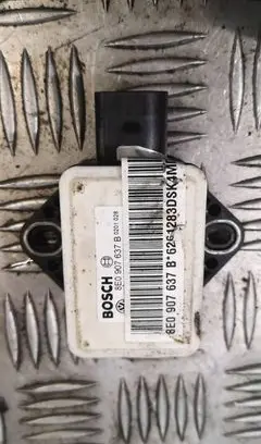 Audi A4 S4 B7 8E 8H ESP acceleration yaw rate sensor 8e0907637b