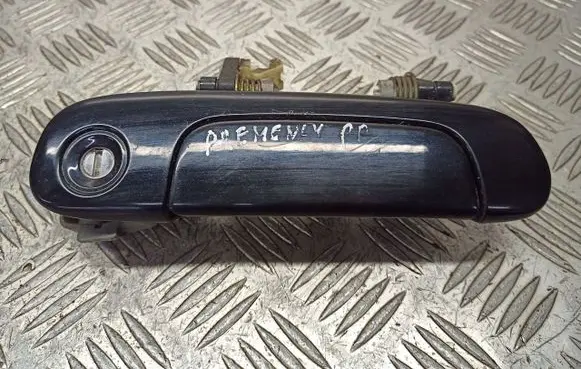 Mazda Premacy Front door exterior handle/bracket 